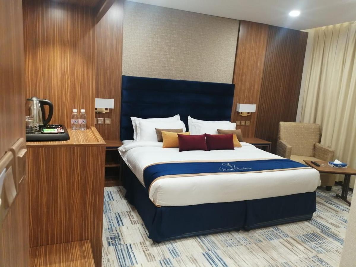 Oriental Residence 达曼 外观 照片