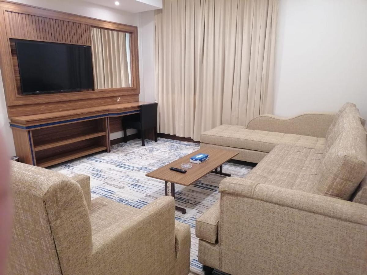 Oriental Residence 达曼 外观 照片